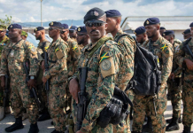 Abandonan Haití los últimos 150 policías kenianos de la misión de seguridad internacional
