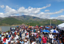 Multitud protesta contra proyecto minero en San Juan