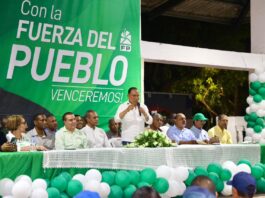 Radhamés Jiménez desata ola de juramentaciones masivas en SPM: profesionales, jóvenes y empresarios se suman a la Fuerza del Pueblo