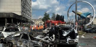 Seis muertos y decenas heridos por ataques rusos en Ucrania