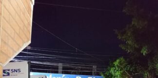 Trasladan a Santo Domingo a joven herido de gravedad tras colisión en Gualey
