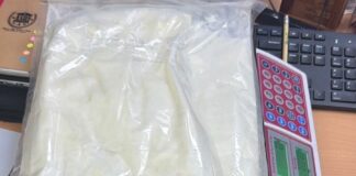 Arrestan mujer en el aeropuerto de Punta Cana con varias láminas de cocaína en su cuerpo