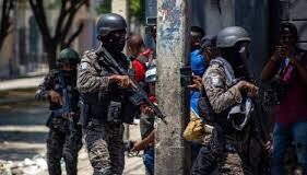 Policía haitiana intensifica operaciones contra bandas armadas en medio de crisis de violencia
