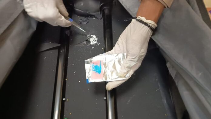 Capturan extranjero en Aeropuerto del Cibao con seis paquetes de presunta cocaína 3