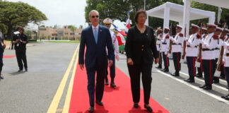 Presidente Abinader recibe a su homóloga de Surinam, Jennifer Geerlings-Simons, en su visita oficial