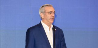 Abinader promulga la ley del plan fiscal