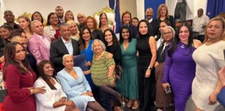 Adriano Espaillat y Lealtad Política celebran día de las madres en Nueva York