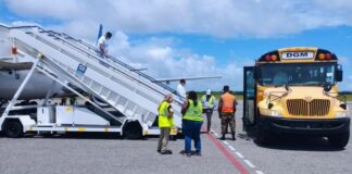 Llegan a Dominicana otros 50 deportados por EE.UU.