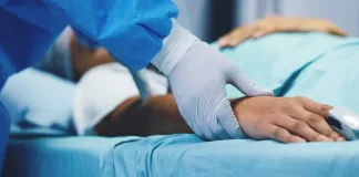 Envenenan adolescente de 15 años, madre acusa al «novio» de 20 años