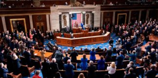 Congreso de EEUU aprueba un presupuesto militar récord