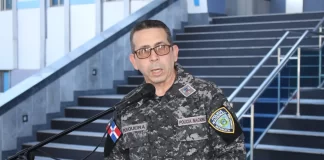 Hombre huye para no pagar un motoconcho y muere tras impactar contra una puerta de cristal