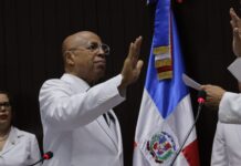 Alfredo Pacheco es juramentado nueva vez como presidente de la Cámara de Diputados