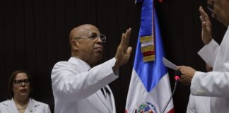 Alfredo Pacheco es juramentado nueva vez como presidente de la Cámara de Diputados
