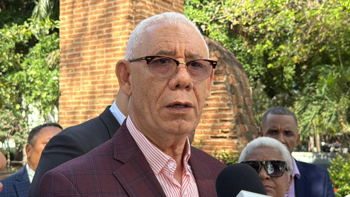 Dirigente del PLD plantea reducir el impacto económico del regreso a clases en familias trabajadoras