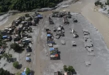 En Nepal sube a 626 la cifra de muertos y a 2.426 los desaparecidos por la riada