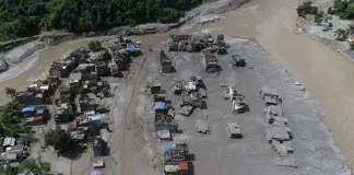 En Nepal sube a 626 la cifra de muertos y a 2.426 los desaparecidos por la riada