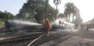 Las imágenes del incendio: así quedó el camión tanquero tras el fuego en el Malecón