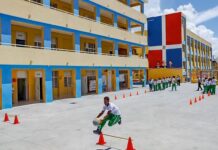 El año escolar 2026-2027 inicia hoy entre protestas y disputa por cupos