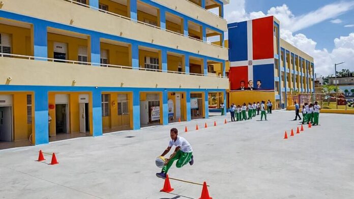 imagen-educacion-fisica-en-escuelas-diferencias-entre-privadas-y-publicas-64e29a60-focus-0-0-896-504-8f4db795-focus-0-0-896-504