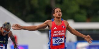Ferdy Agramonte conquista el oro en los 800 metros, sumando asi 33 preseas doradaspara RD