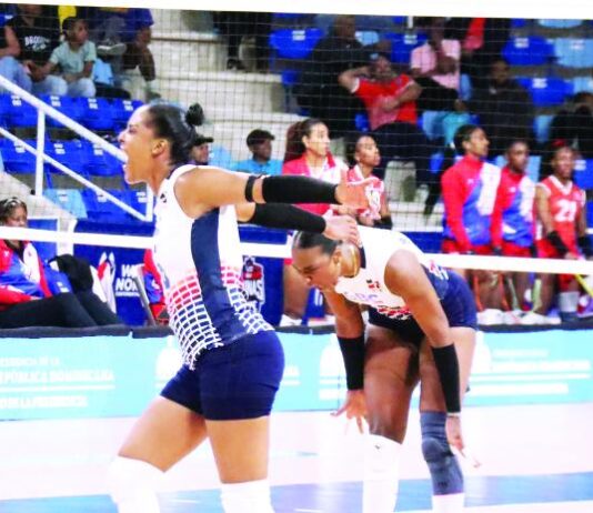 Las Reinas superan a Cuba y este sábado se miden a Canadá por el boleto a los Olímpicos