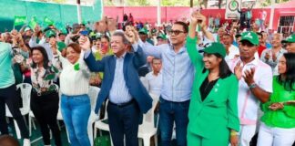 Leonel encabeza juramentación en Los Alcarrizos y suma a la FP a la vicealcaldesa del PRM