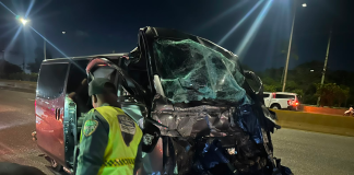 Cuatro personas resultan heridas tras accidente en la autopista Las Américas