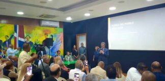 Leonel advierte a FP que afiliación a partidos no garantiza el poder y llama a fidelizar matrícula