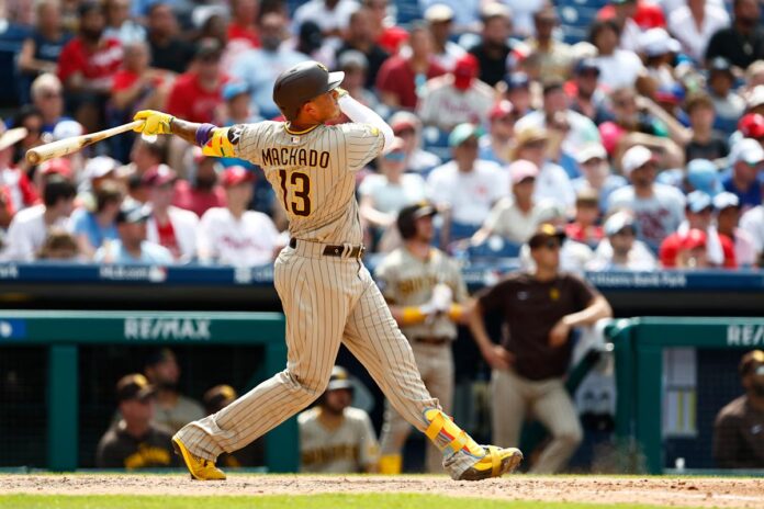 Machado dispara de 5-4; Devers pega su jonrón 30