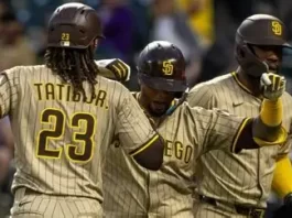 Padres triunfa sobre los Rockies y amplían su ventaja por tercer comodín