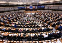 La Eurocámara pide suspender Acuerdo de Diálogo con Cuba
