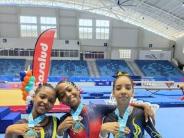 Gimnastas de San Pedro destacan en copa internacional Quisqueya juvenil nivel 8