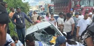 Tres personas resultan heridas cerca de estación de combustibles en Hato Mayor tras ser atropelladas.