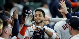 Astros vencen 4-2 a Reales con par de jonrones del dominicano Jeremy Peña