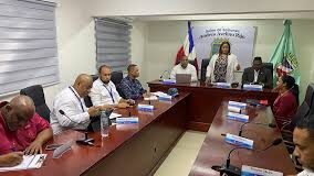 Autoridades de La Romana participan mesa local de seguridad ciudadana y género