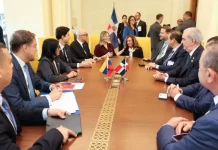 Presidente Abinader y Delcy abordaron compra de derivados de petróleo y consulados