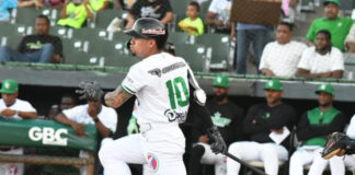 Estrellas aplastan a los Leones, inician la temporada con dos triunfos al hilo