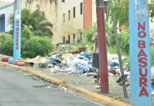 Barrio 21 de Enero en Higüey sumergido en basura, utoridades se hacen de la vista gorda