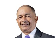 Ing. Pedro Mota cuestiona abandono de obras en Ramon Santana